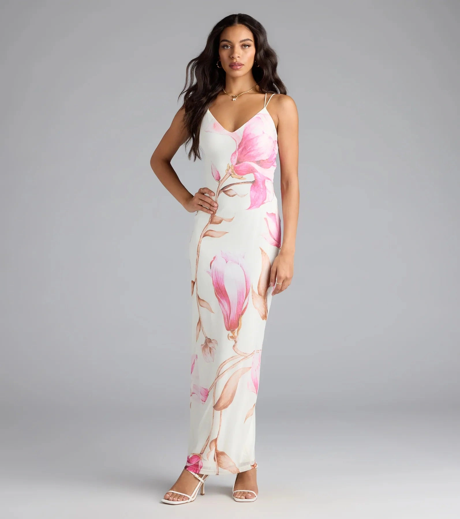 Floral Mesh Maxi: Breezy & Beautiful. Get the Dreamy Summer Look!